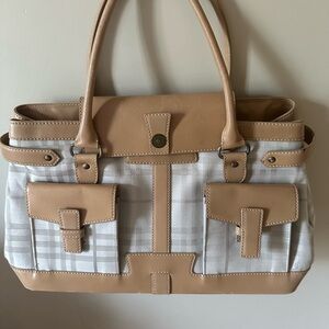 Burberry bag in good condition
